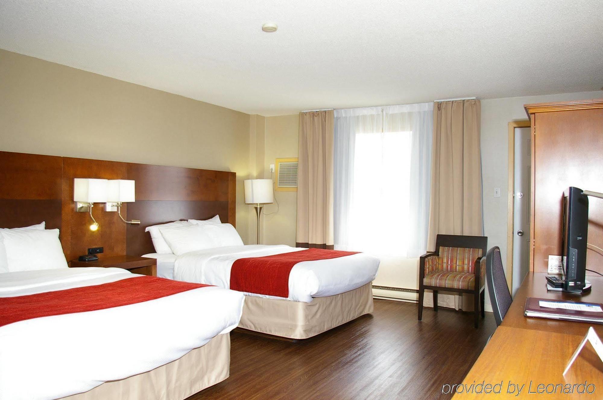 Comfort Inn Mont Laurier Exterior photo